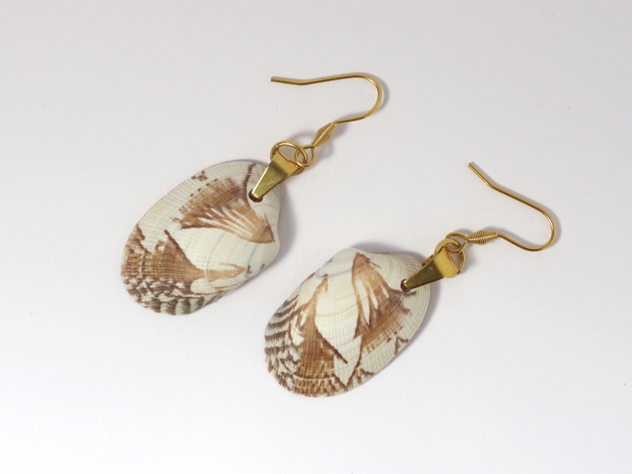 Boucles d'oreilles Jaï, palourdes et finitions au choix – Image 10