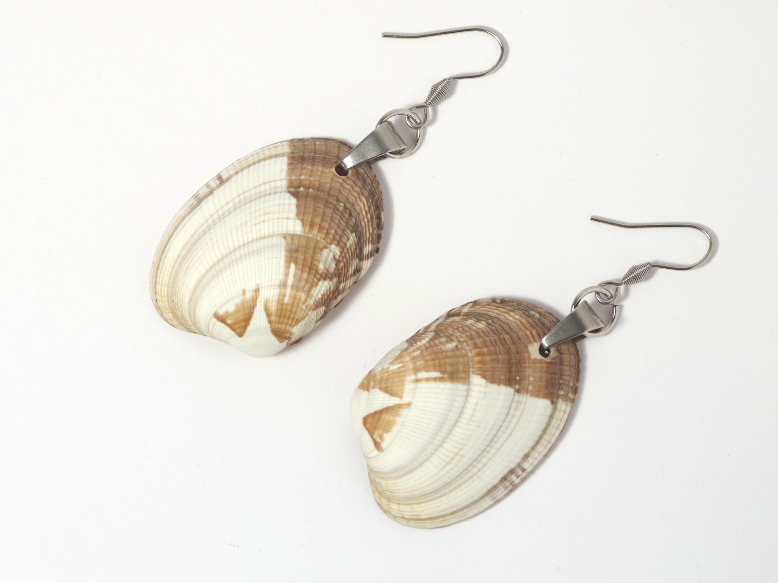 Boucles d'oreilles Jaï, palourdes et finitions au choix – Image 11