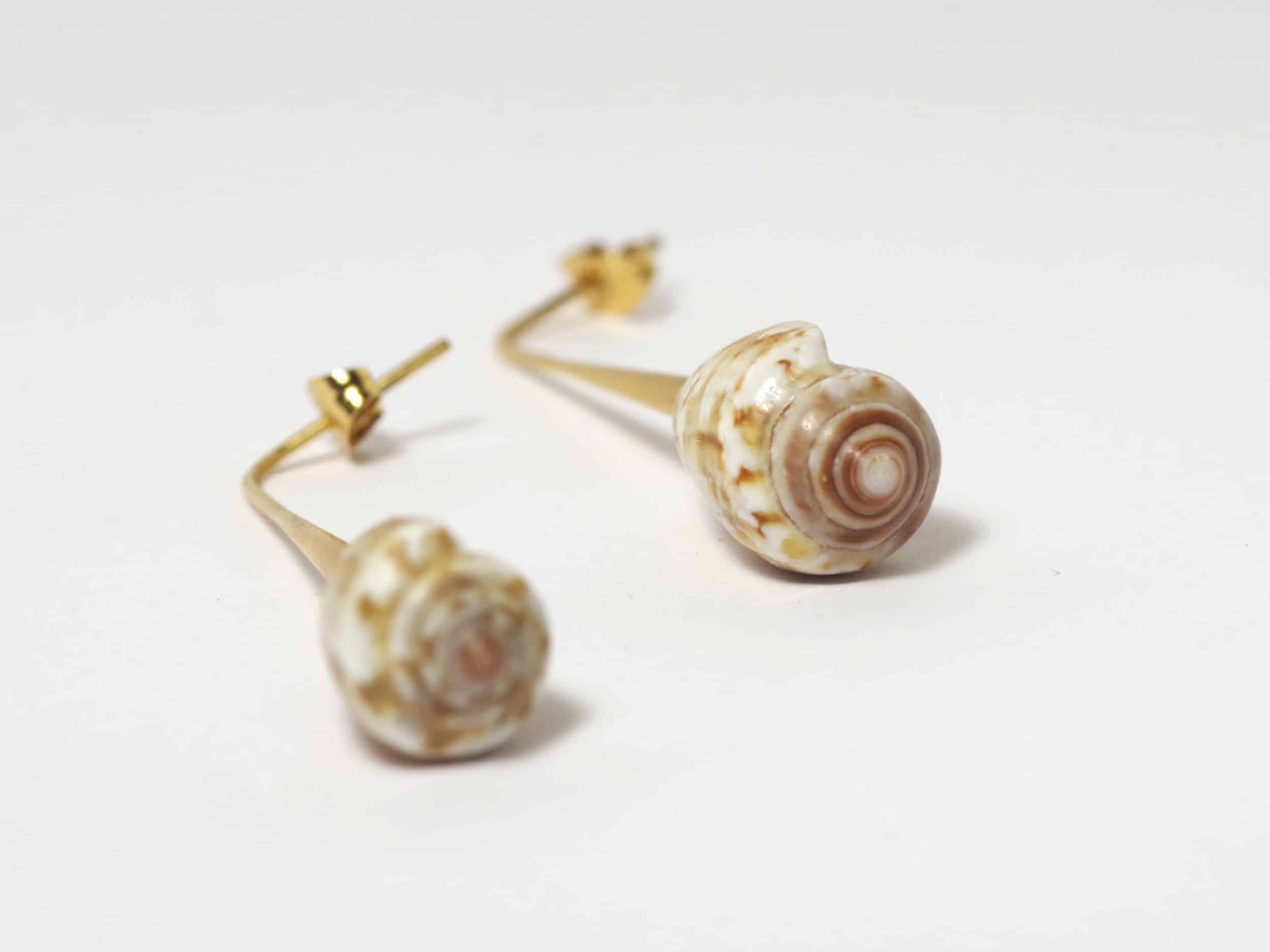 Boucles d'oreilles Mi-Aout, coquillages stylés – Image 2