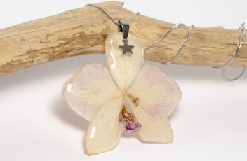 Collier_Elfine_orchidée cristallisée_chaîne-inox