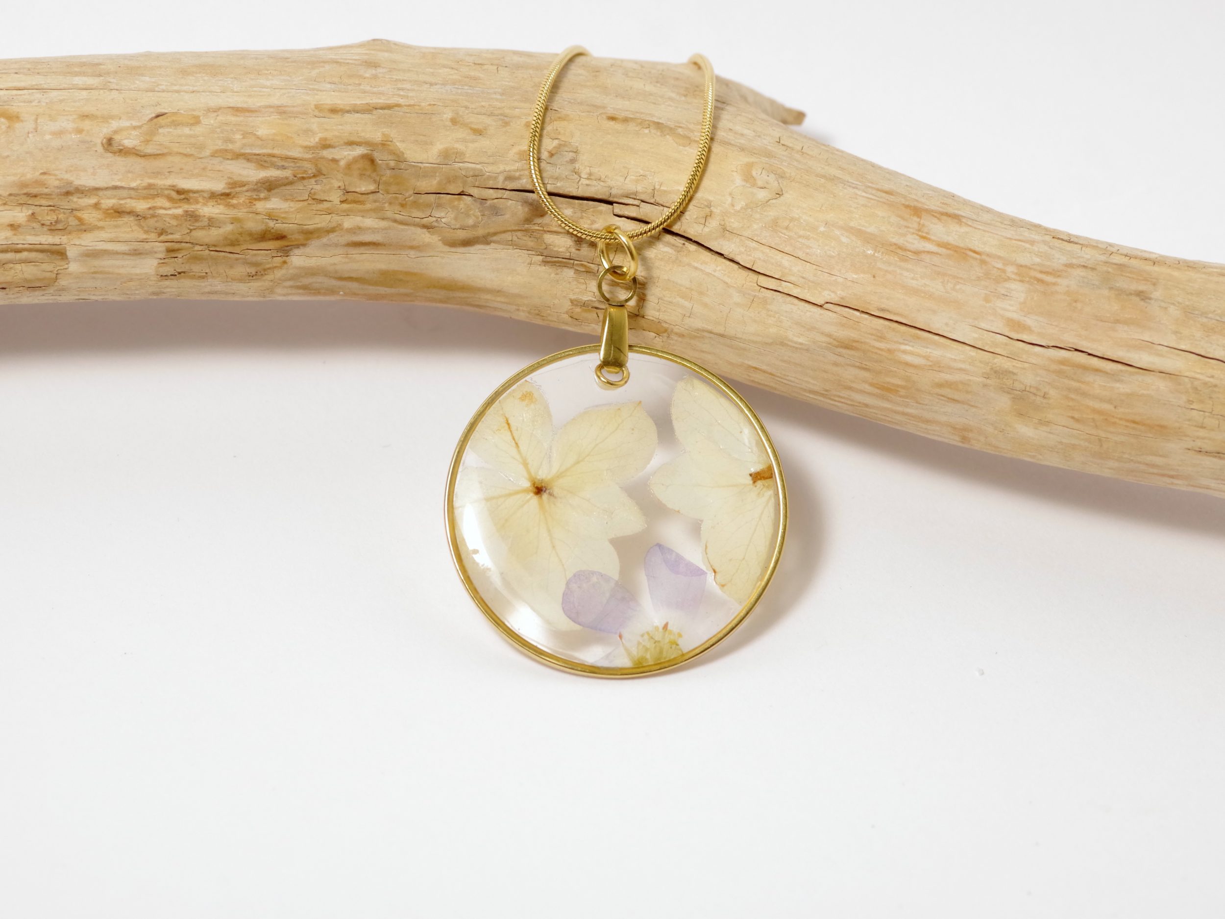 Collier Sylphide, fleurs blanches – Image 4