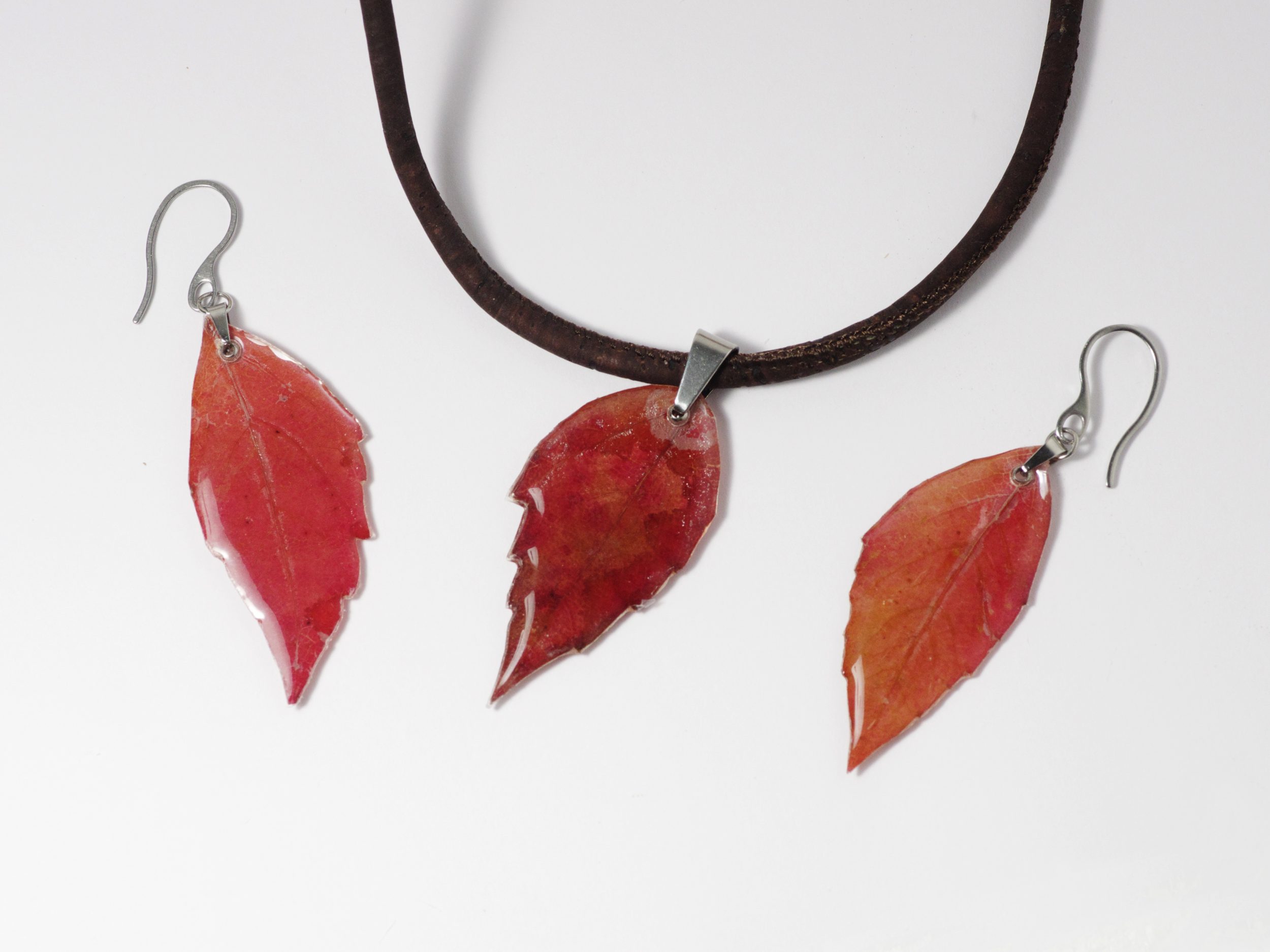 Boucles d'oreilles Dame Nature, feuilles rouges – Image 9