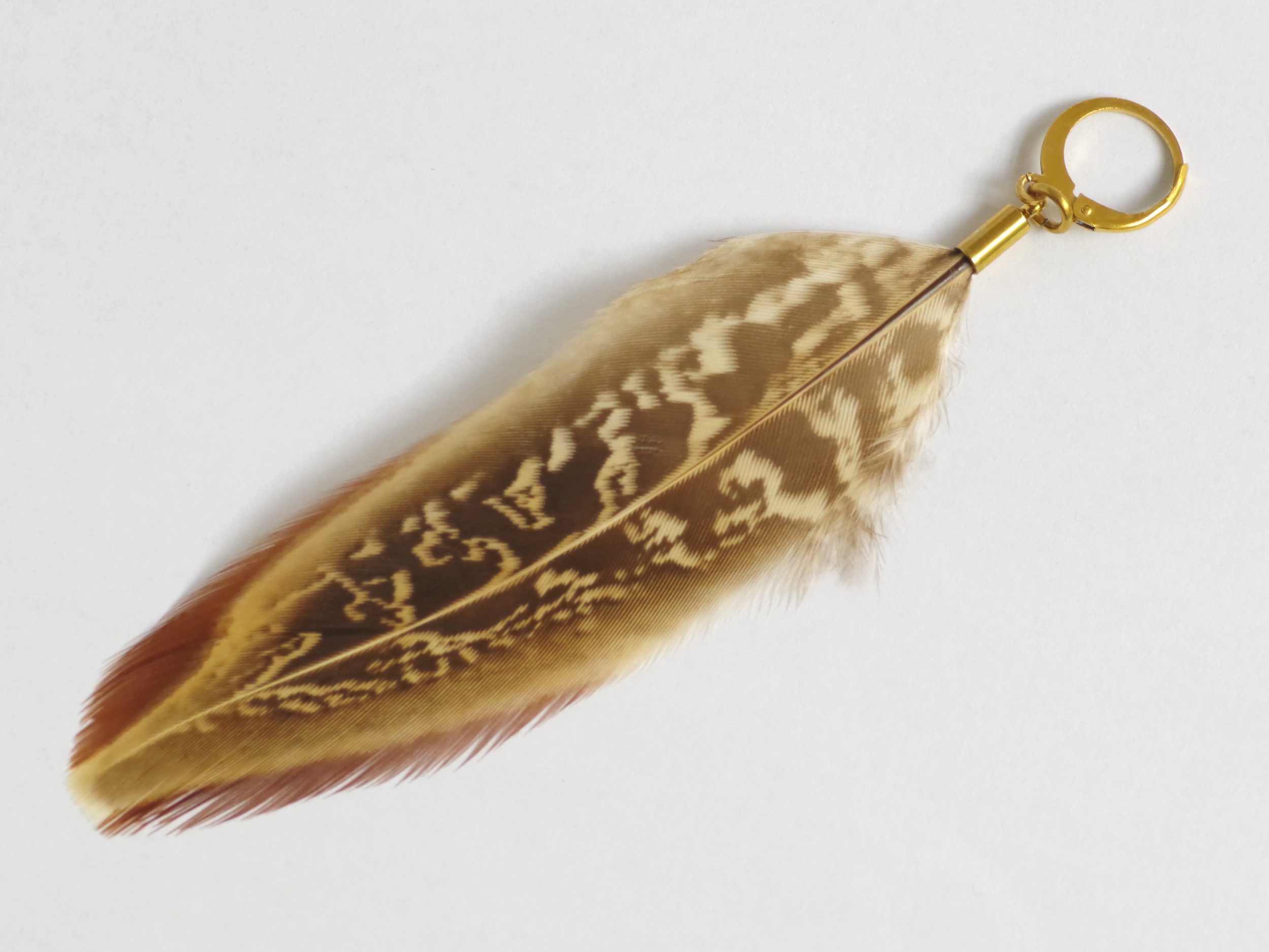 Boucle d'oreille Cocottes, grande plume naturelle – Image 7