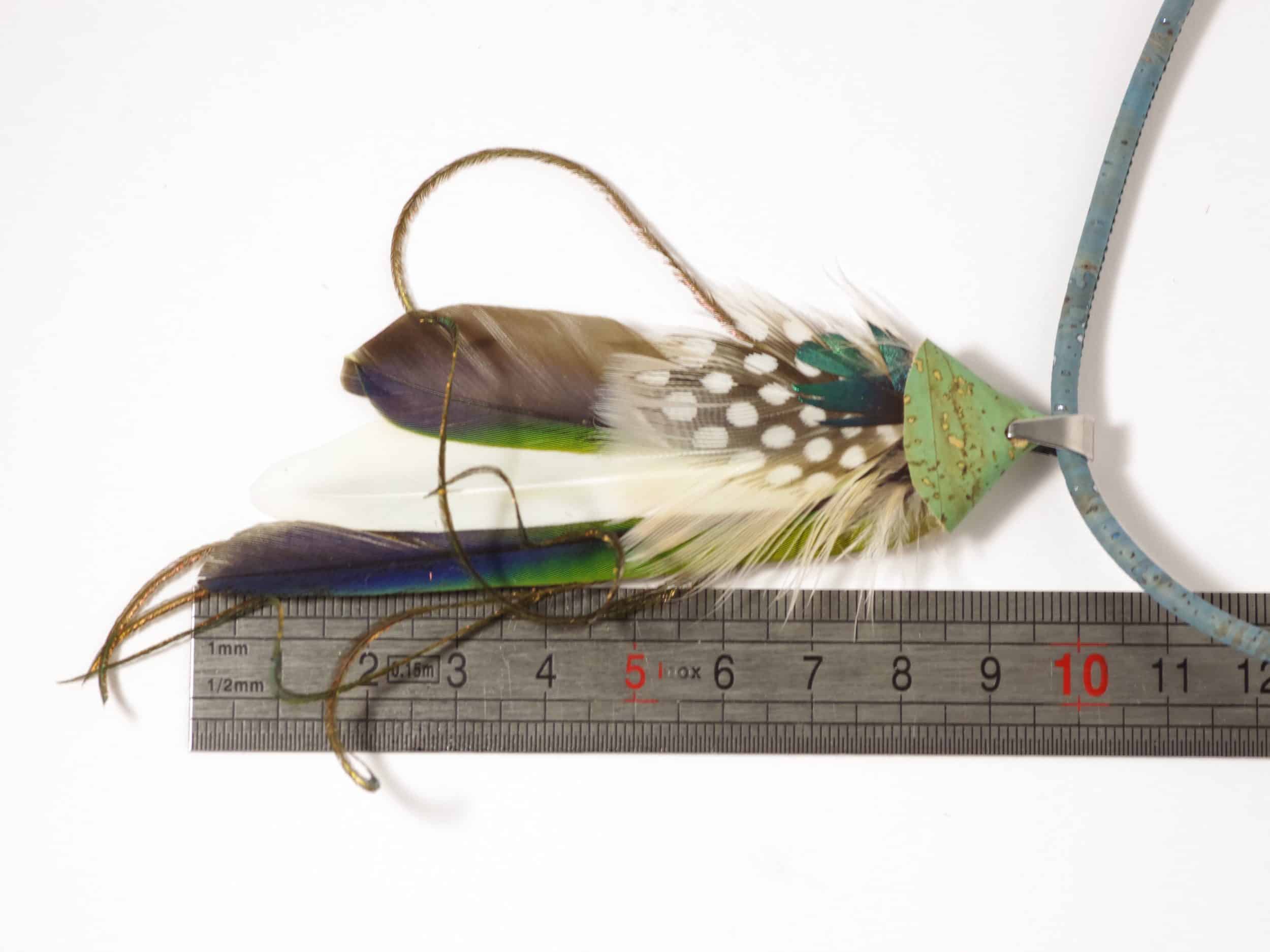 Collier Jungle n°3, composition de plumes bleu-vert – Image 7