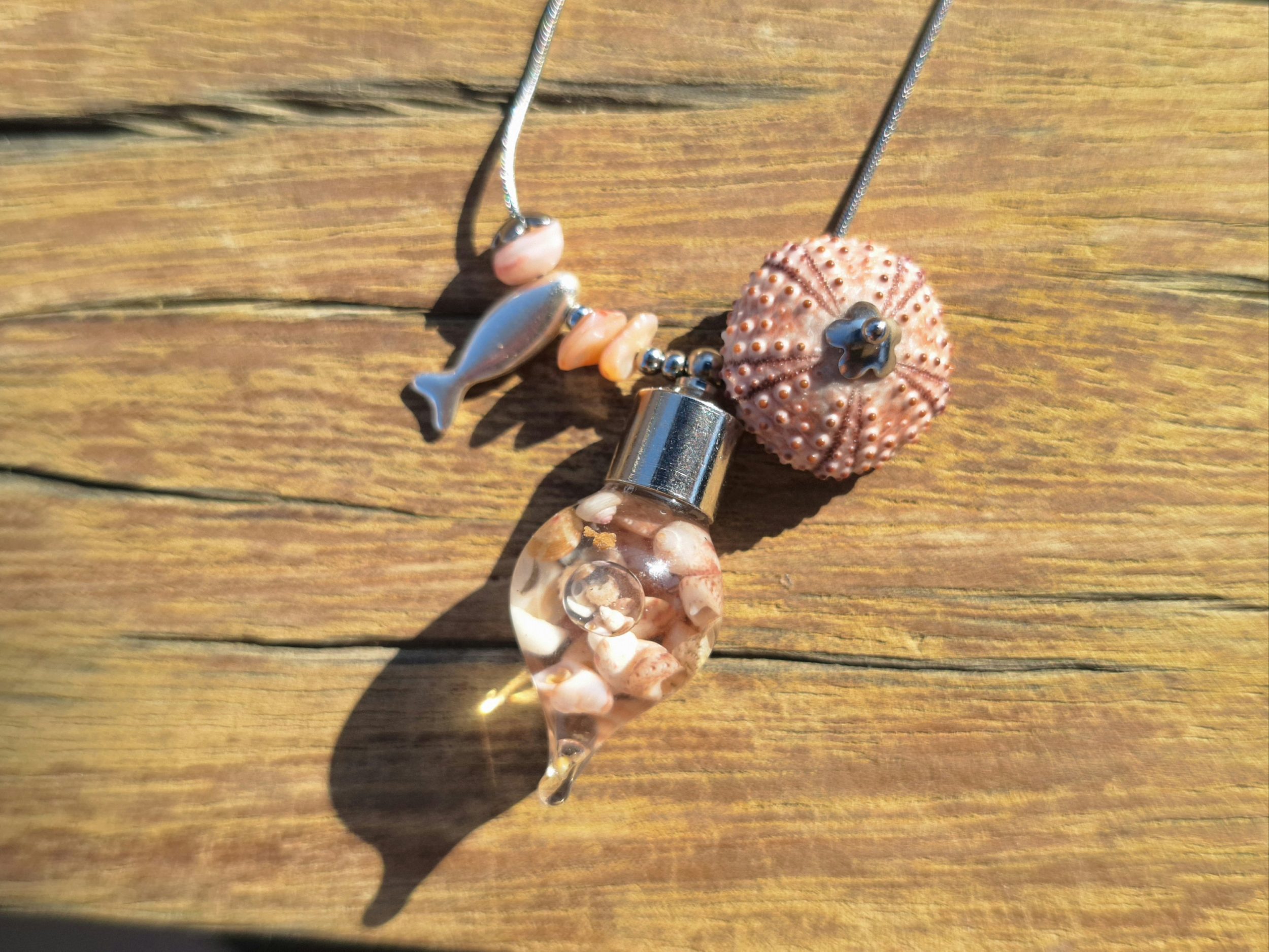 Collier Calypso, oursin rose et coquillages mini – Image 8