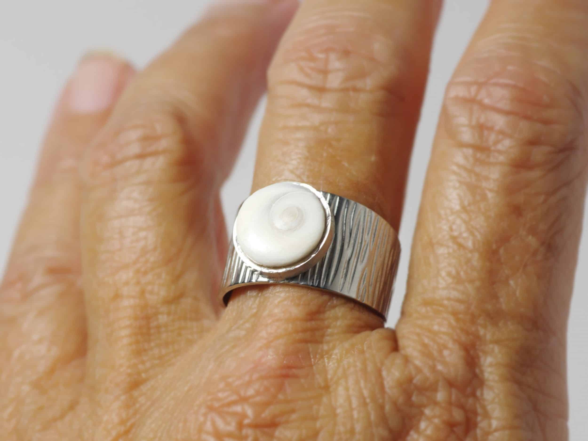 Bague Bonheur, oeil de sainte Lucie rond – Image 3
