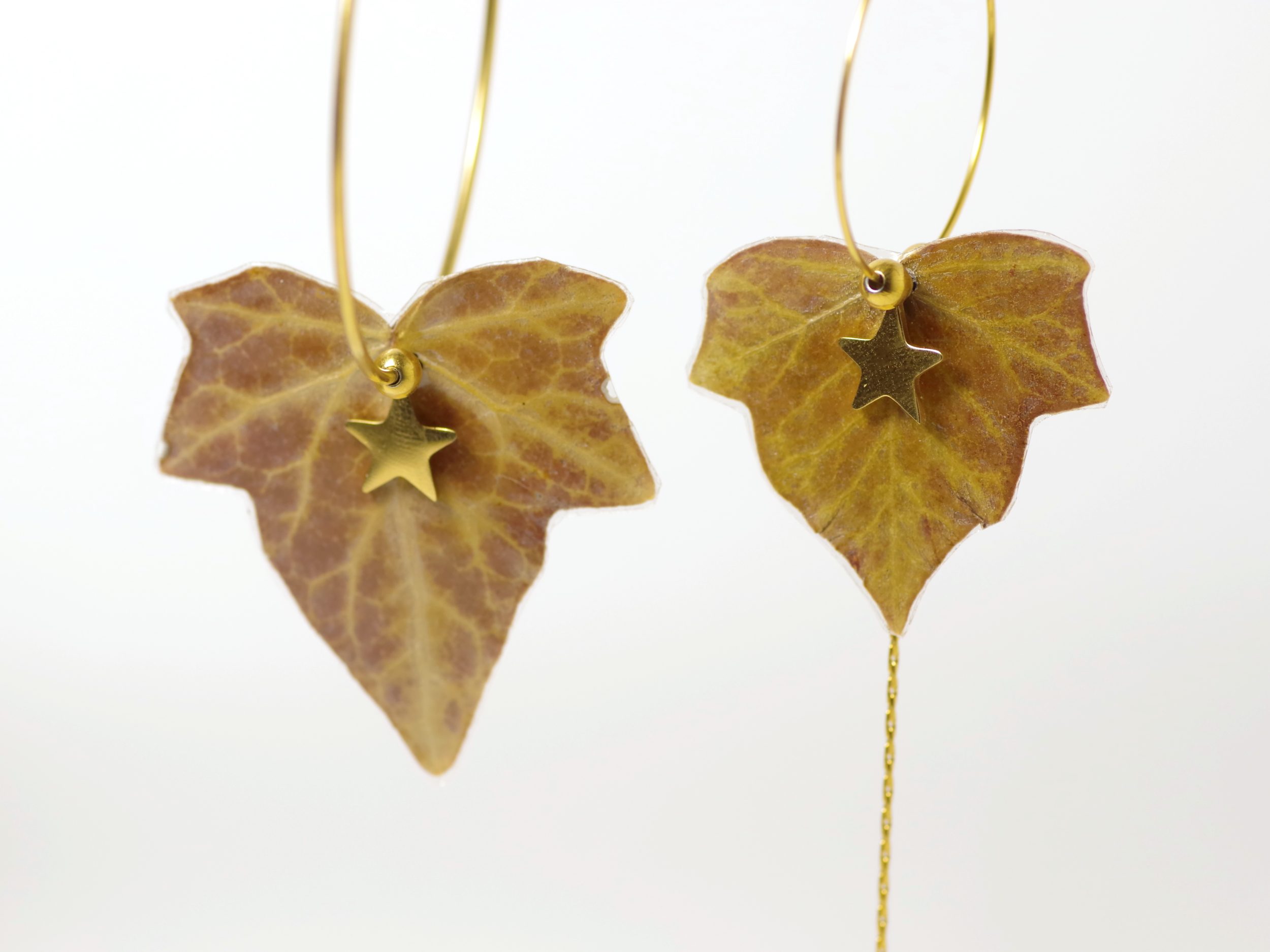 Boucles d'oreilles asymétriques, feuilles de lierre étoilées – Image 5