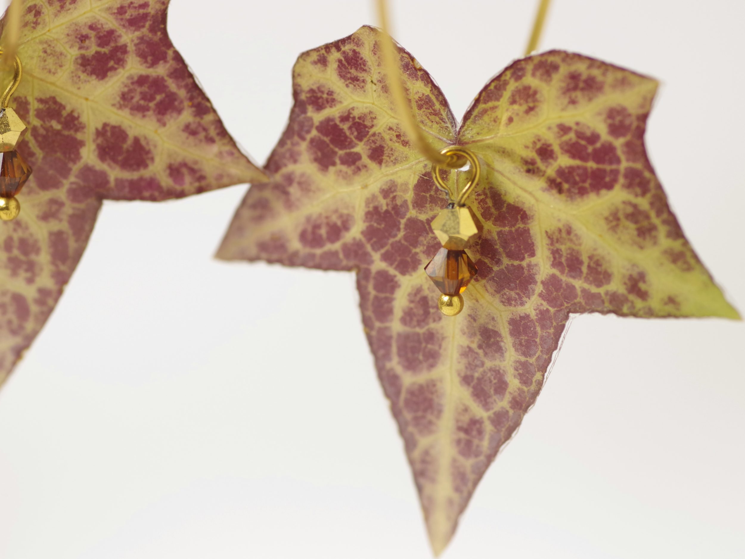 Boucles d'oreilles Flora, belles feuilles de lierre – Image 4