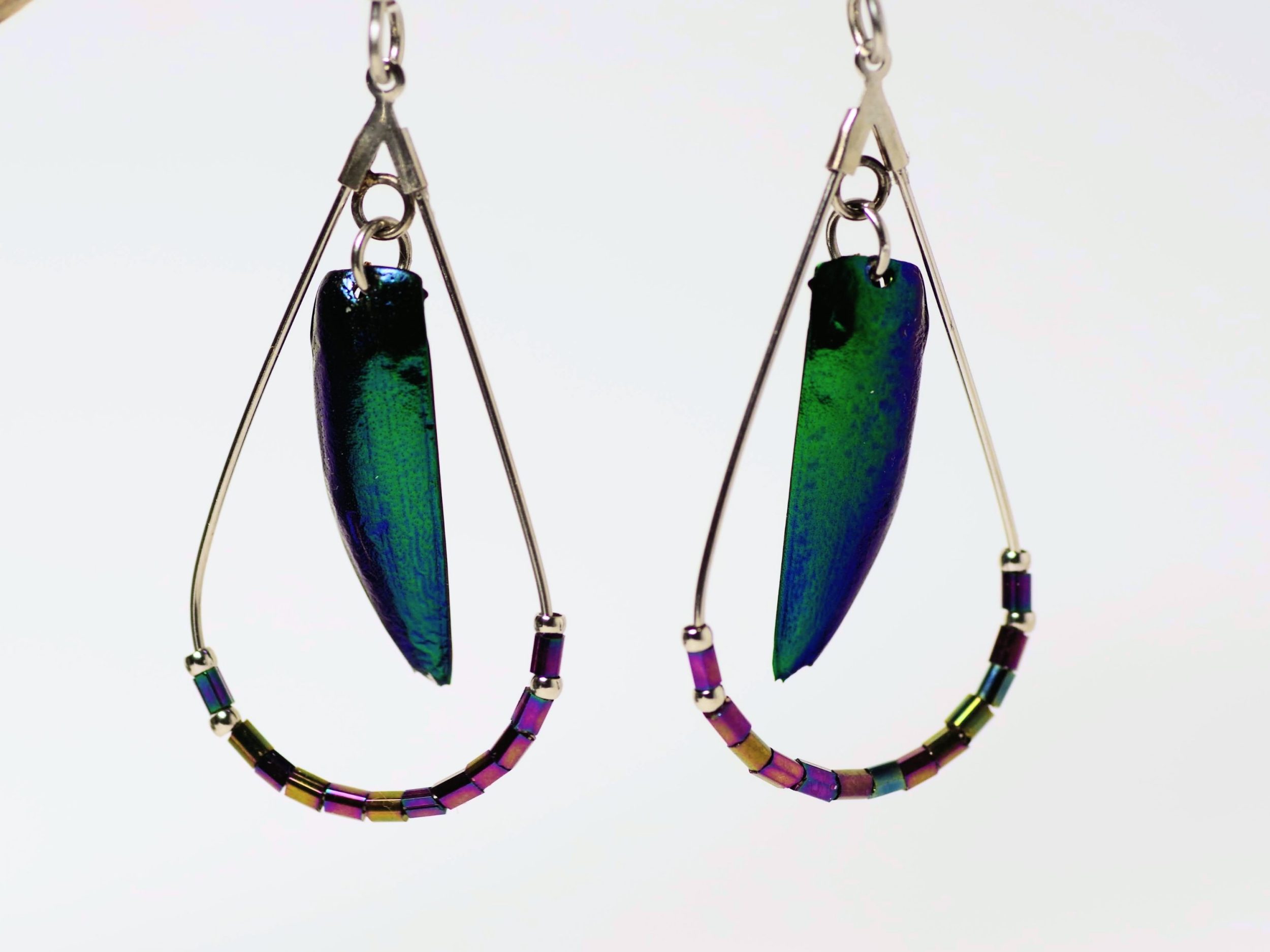 Boucles d'oreilles Arcane, scarabées brillants – Image 2