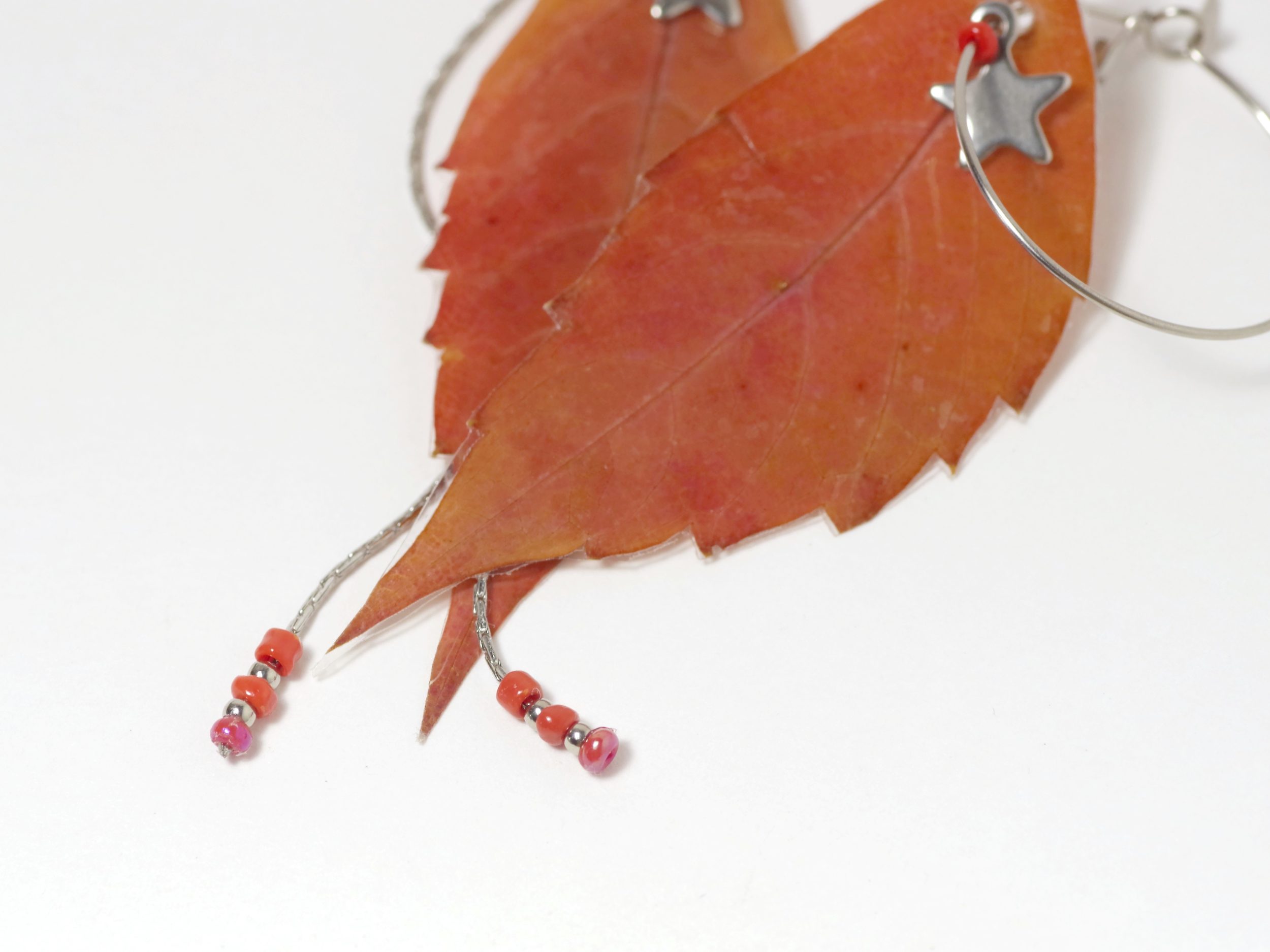Boucles d'oreilles Elfy, feuilles flammes – Image 5