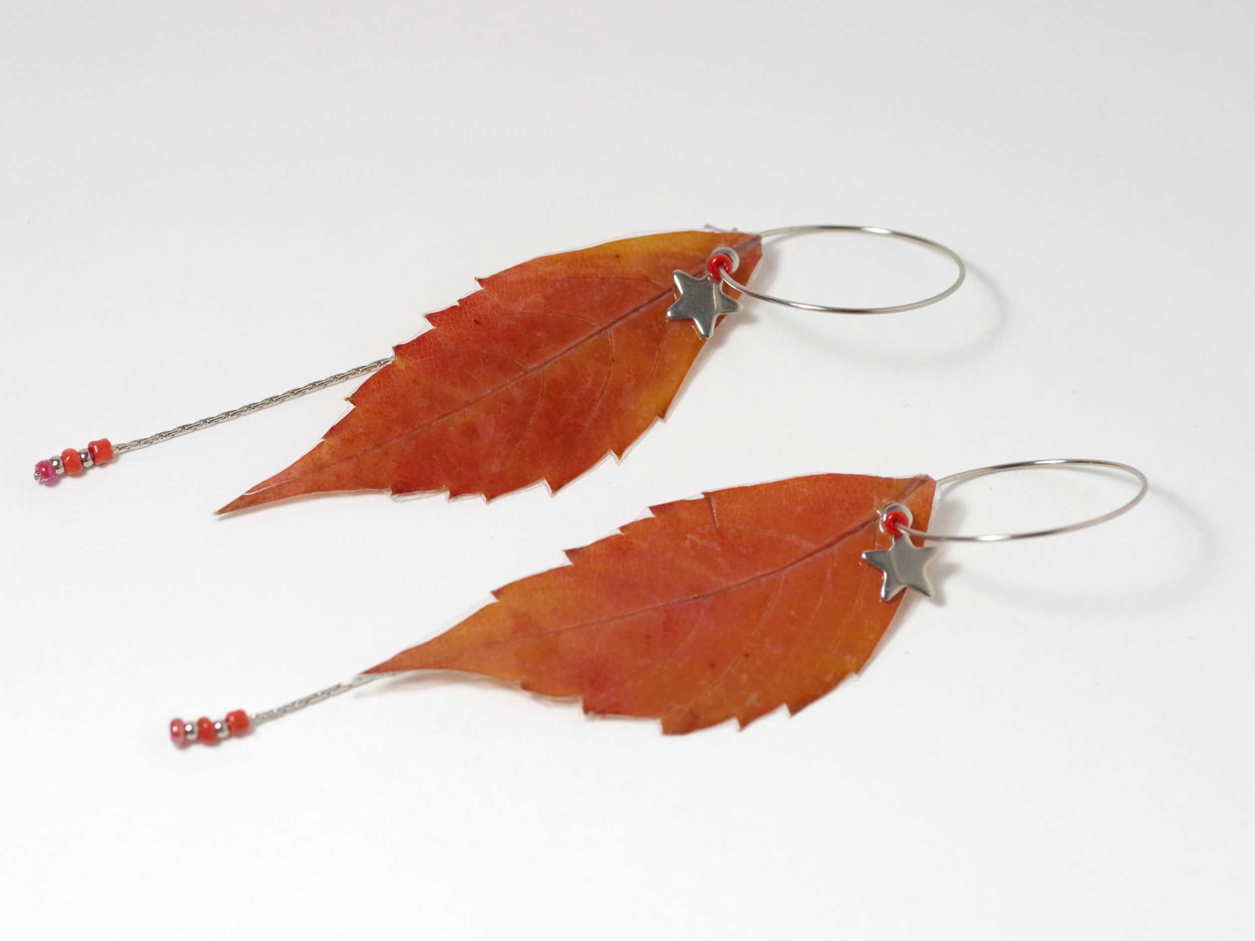 Boucles d'oreilles Elfy, feuilles flammes – Image 7